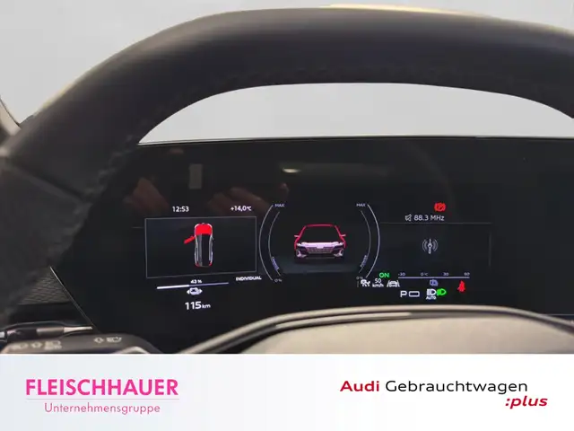 Audi A6 view 11