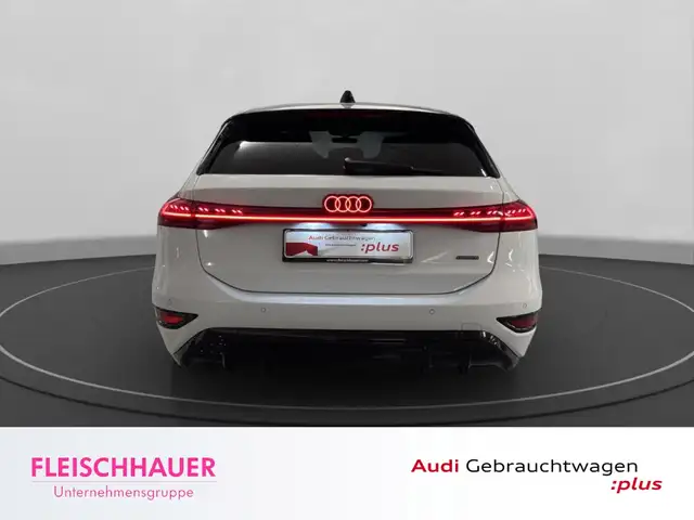 Audi A6 view 5