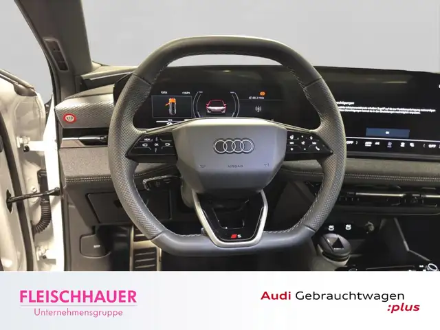 Audi A6 view 10