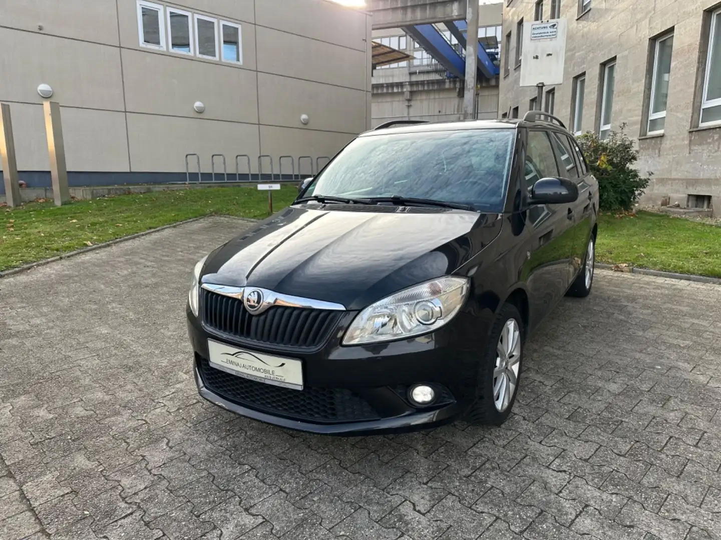 Skoda Fabia Combi 1.6 TDI  Ambition 1-Hand Klimaautom Siyah - 1