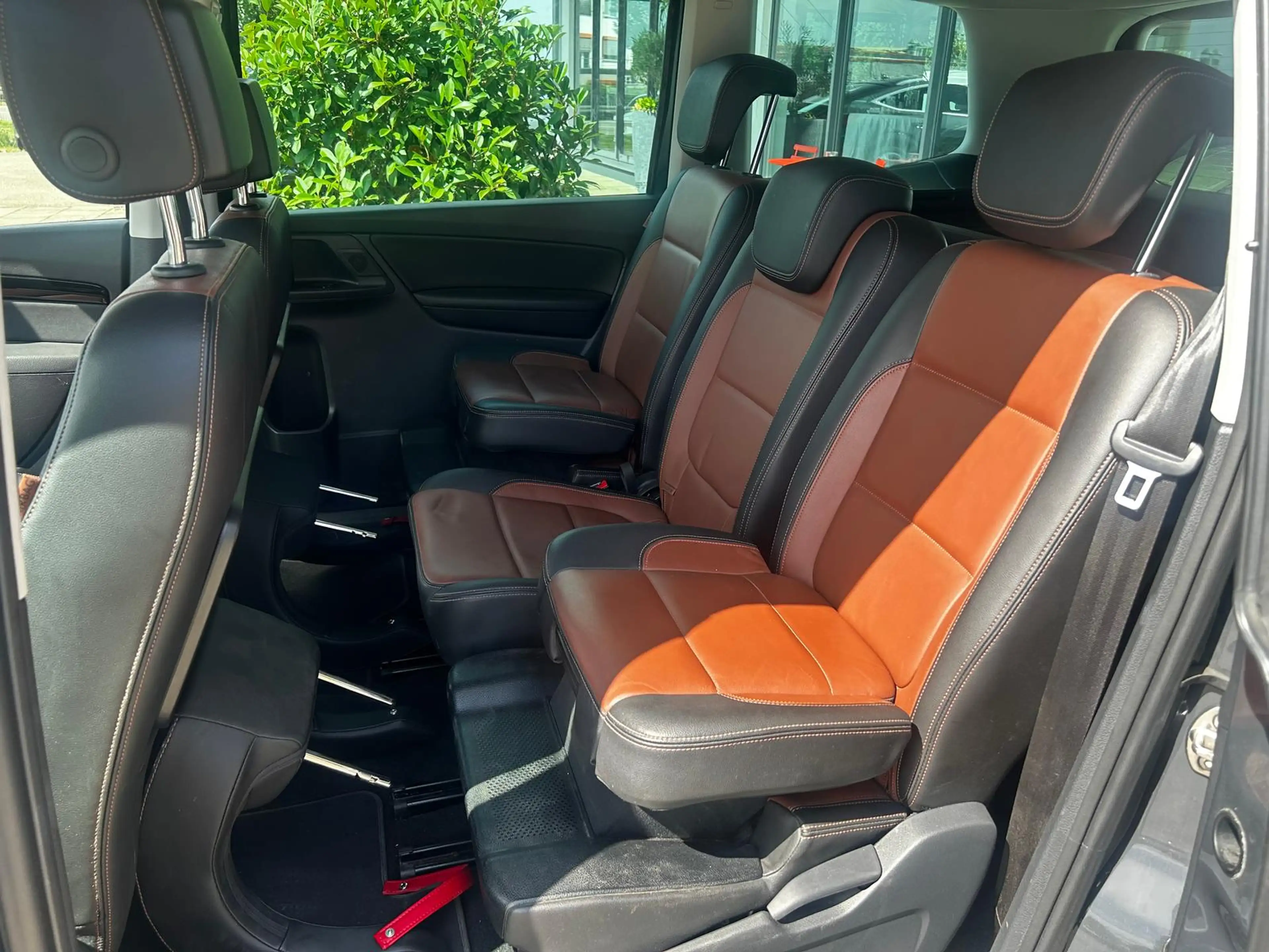 Volkswagen Sharan Highline Black Style 4M AHK Standheizung — photo 12