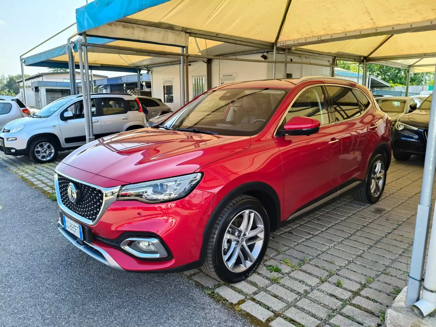 MG EHS Plug-in Hybrid Exclusive Rood - 1