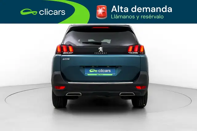 Peugeot 5008 view 4