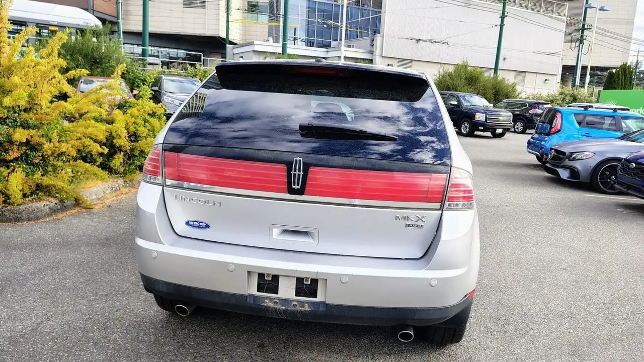 Lincoln MKX photo Lincoln MKX