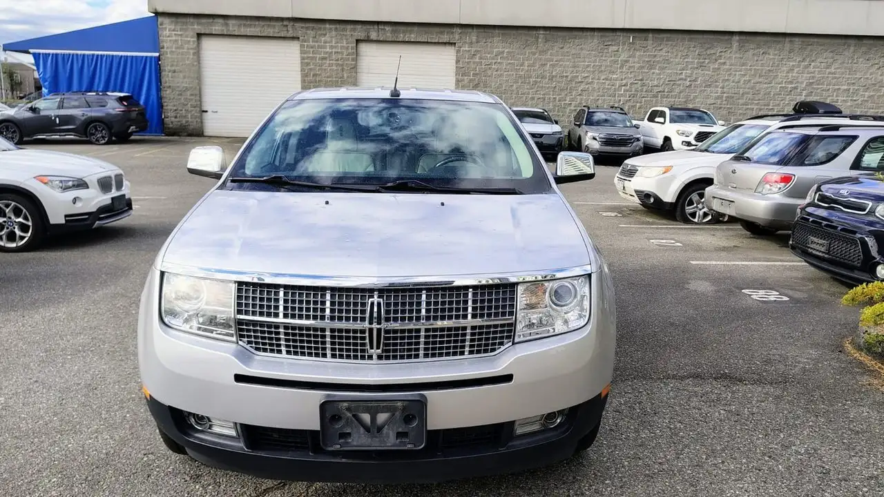 Lincoln MKX photo Lincoln MKX