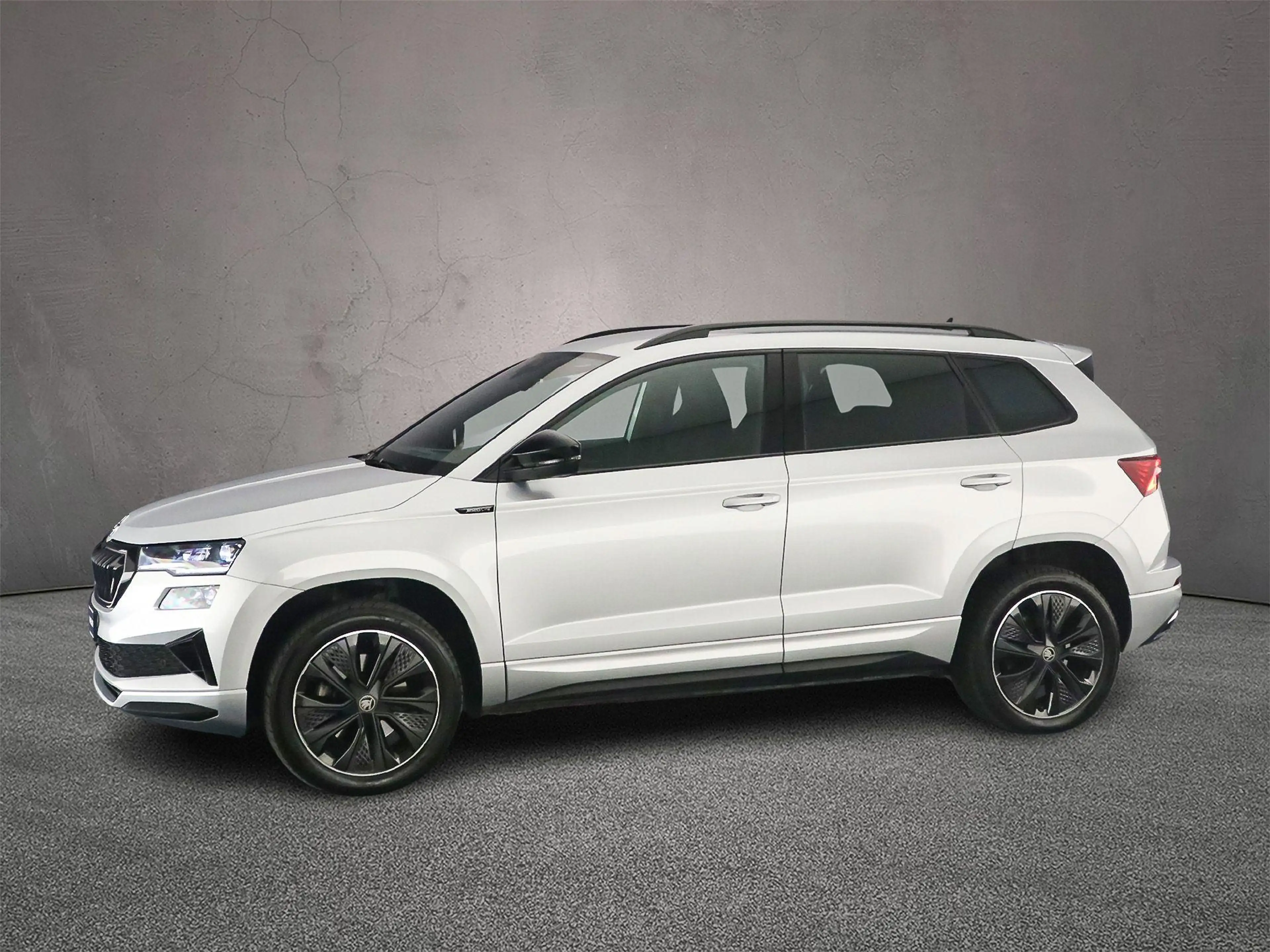 Skoda Karoq 1.5 TSI ACT Sportline Business 150pk DSG Automaat, — photo 2