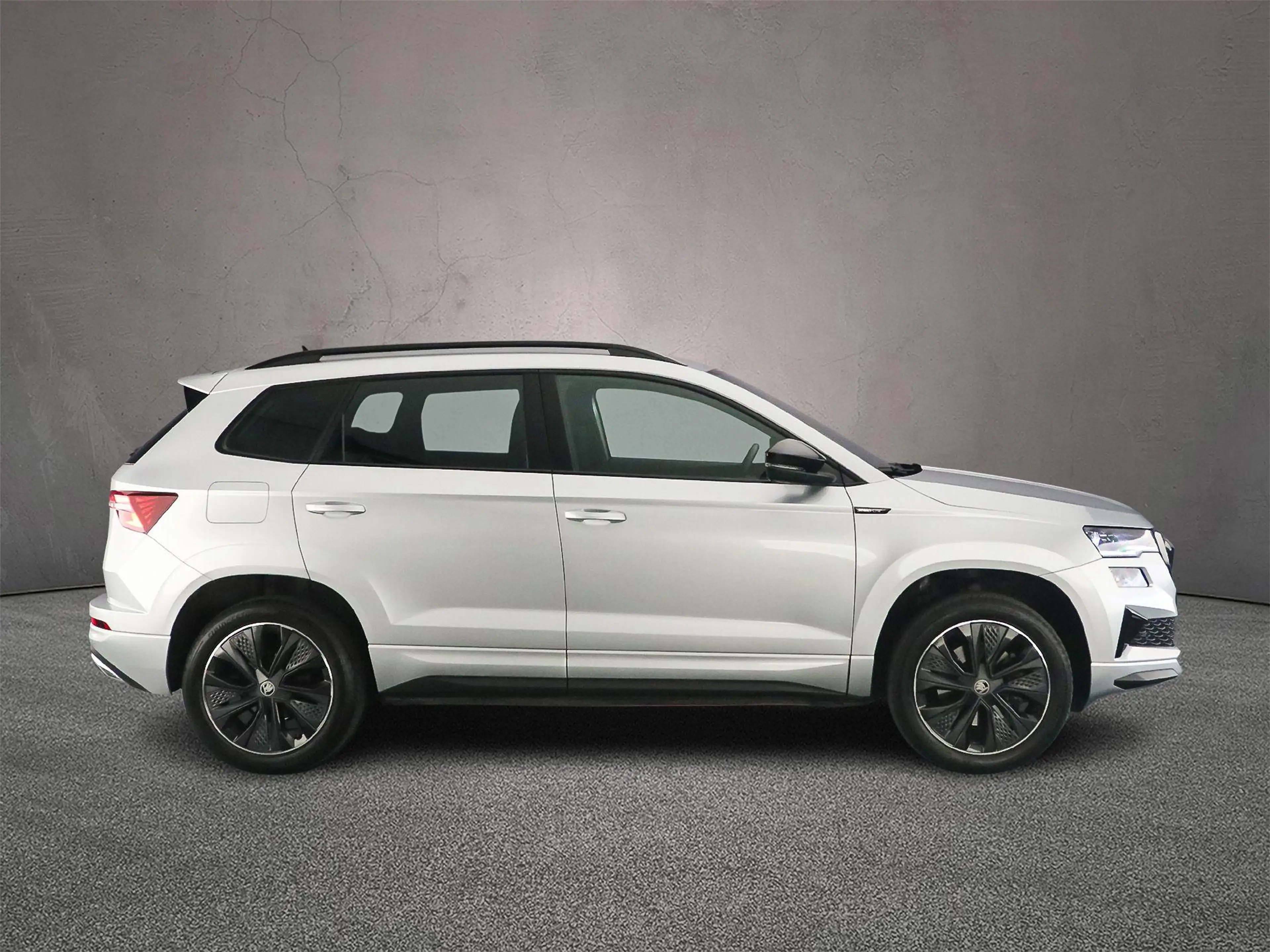 Skoda Karoq 1.5 TSI ACT Sportline Business 150pk DSG Automaat, — photo 9