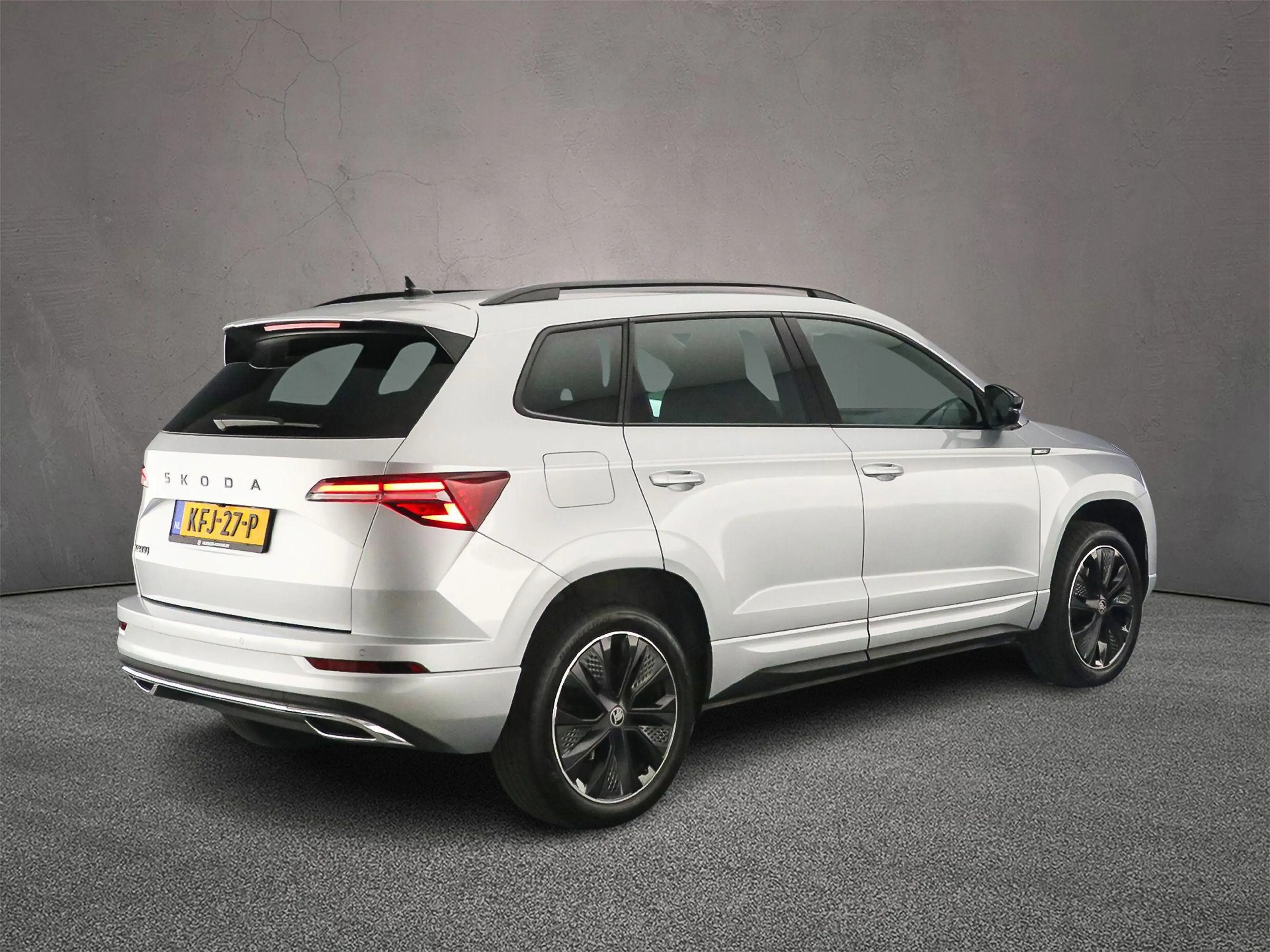 Skoda Karoq 1.5 TSI ACT Sportline Business 150pk DSG Automaat, — photo 8
