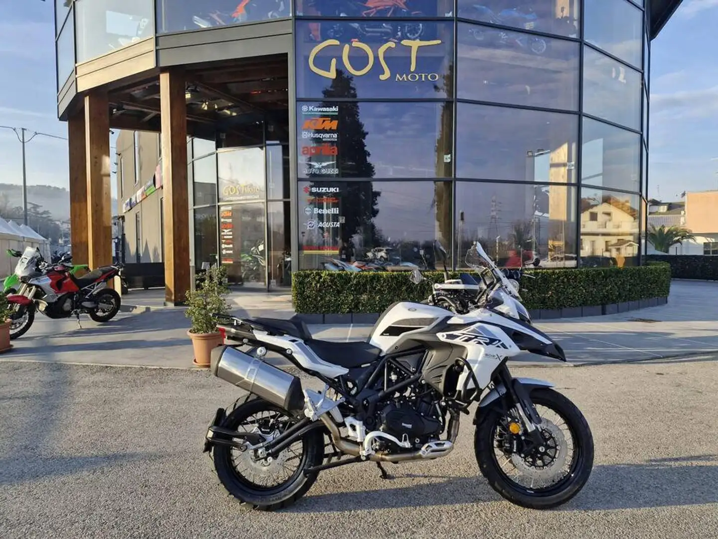 Benelli TRK 502 X - 1