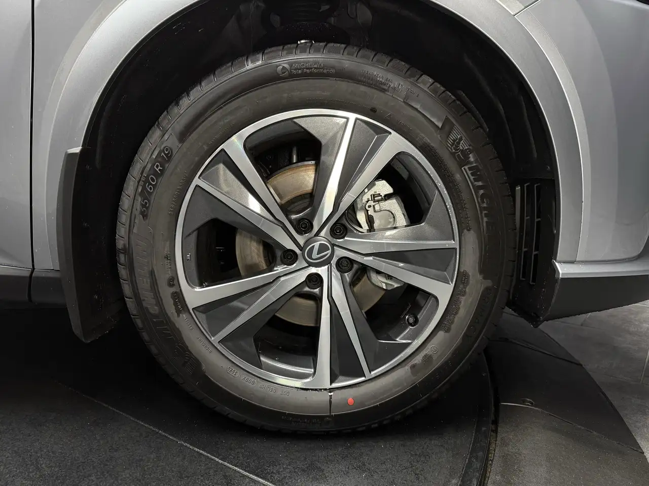 Lexus RX снимка Lexus RX