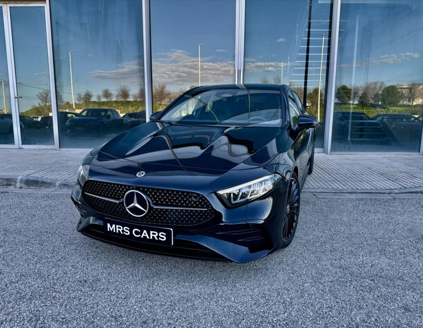 Mercedes-Benz A 200 200d 8G-DCT Noir - 1