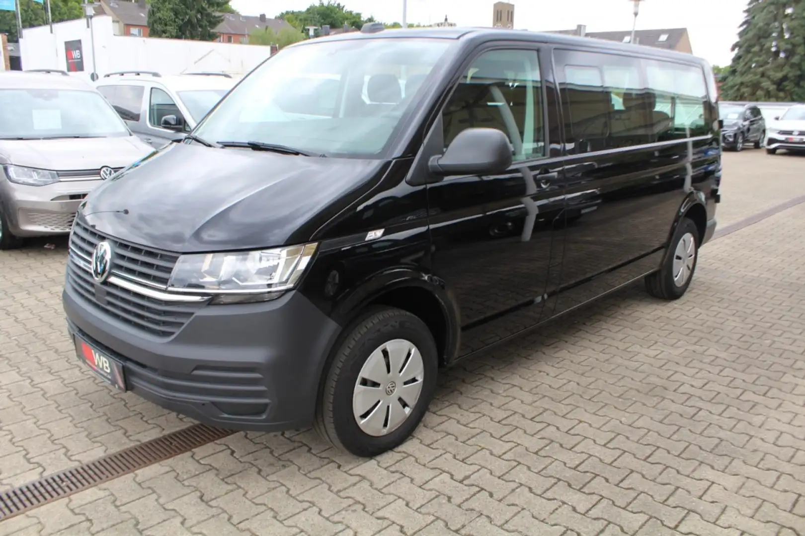 Volkswagen T6.1 Kombi LANG 2.0 TDI / 9 - SITZER / FLÜGELTÜREN / APP CO Černá - 2