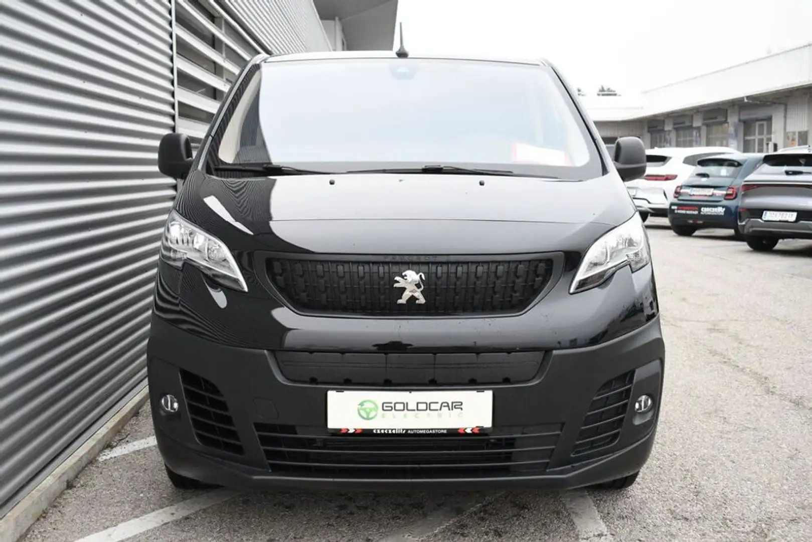 Peugeot e-Expert Premium Doppelkabine 75kWH Batterie Lang Schwarz - 2