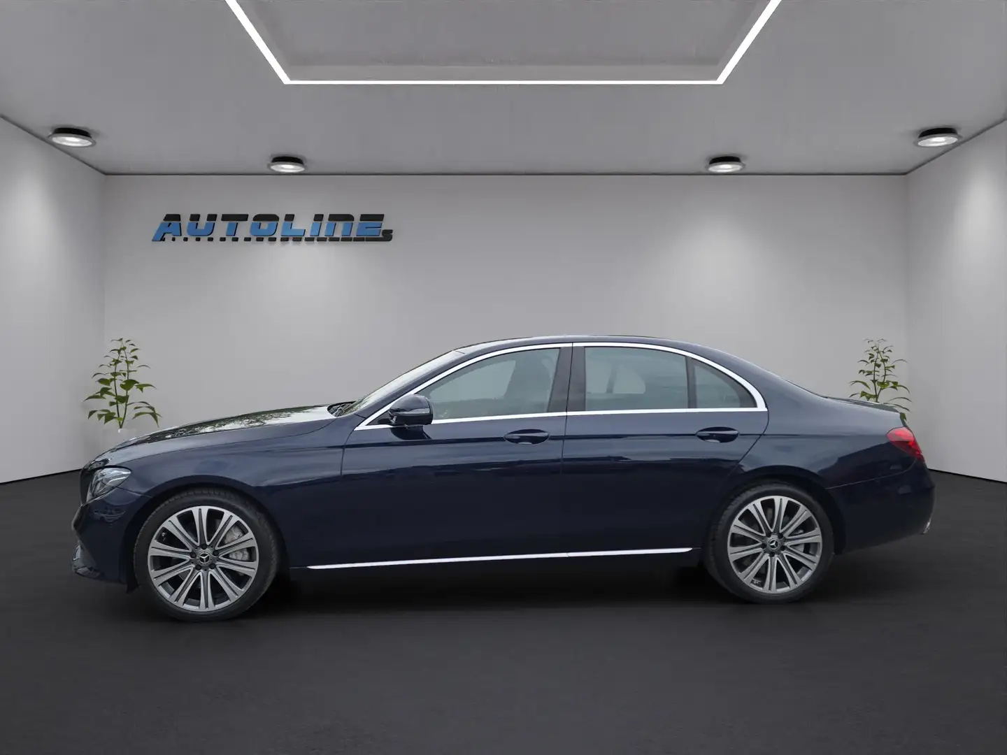 Mercedes-Benz E 400 Aut. 4Matic *360°* *HEAD-UP* *LED* *NAVI* *KAM* Blau - 2