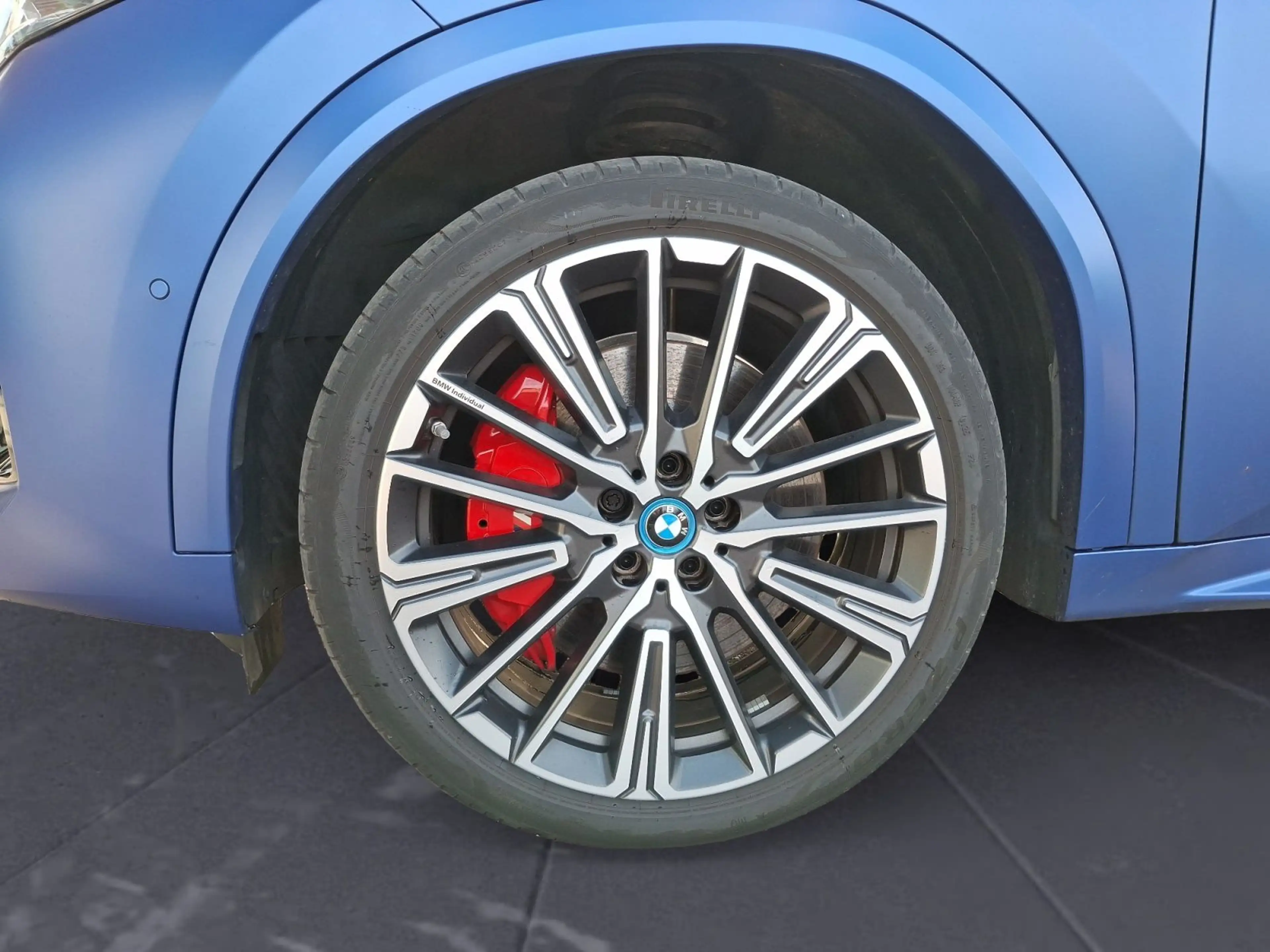 BMW iX2 ix2 xDrive30 M Sportpaket Panorama Head-Up — photo 8