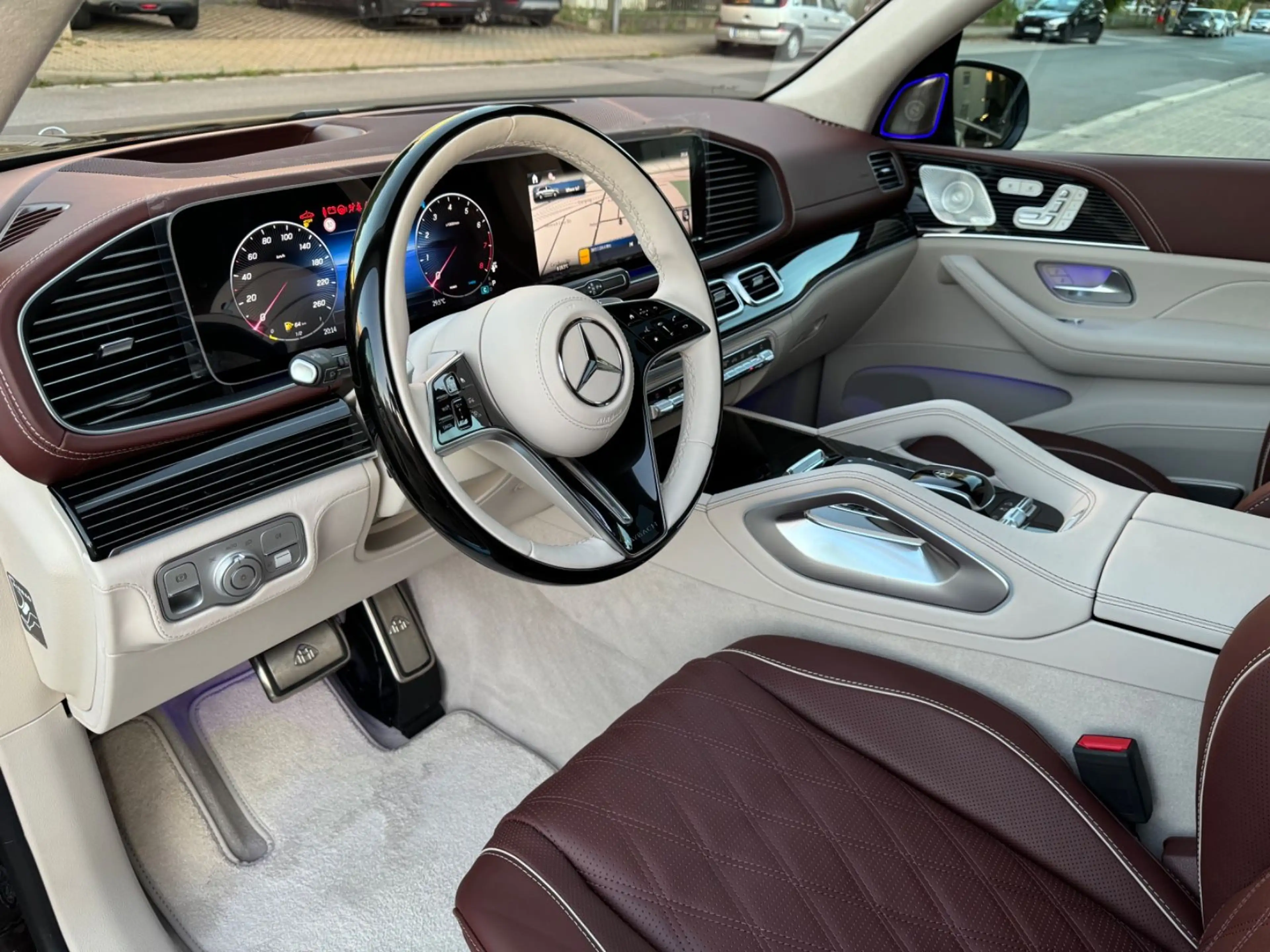 Mercedes-Benz GLS 600 MAYBACH|PY26|E-BODY|3D-BURMESTER| — photo 7