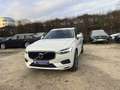 Volvo XC60 Momentum Pro AHK+LED+KAMERA+LEDER+SPURASSIST+1HAND Weiß - thumbnail 2
