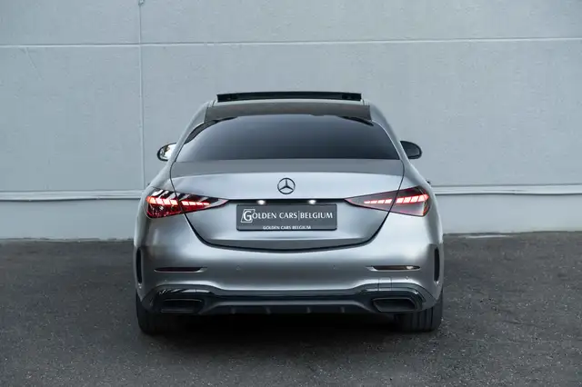 Mercedes-Benz C-Class view 7