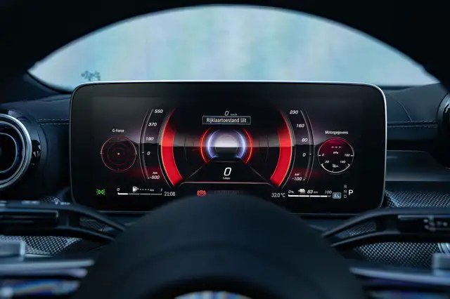Mercedes-Benz C-Class view 15