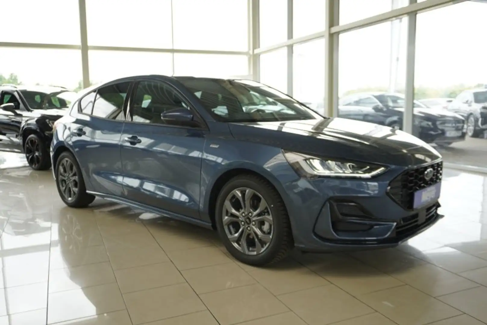 Ford Focus ST-Line X 1.0 155PS aAHK/LED/Navi/Kamera/Winterp. Blau - 1