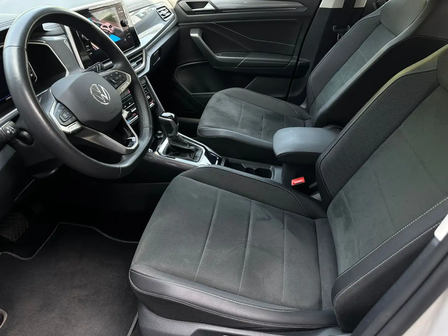 Volkswagen T-Roc Style 1,5 TSI DSG ACC Keyless el. Heck Gris - 2