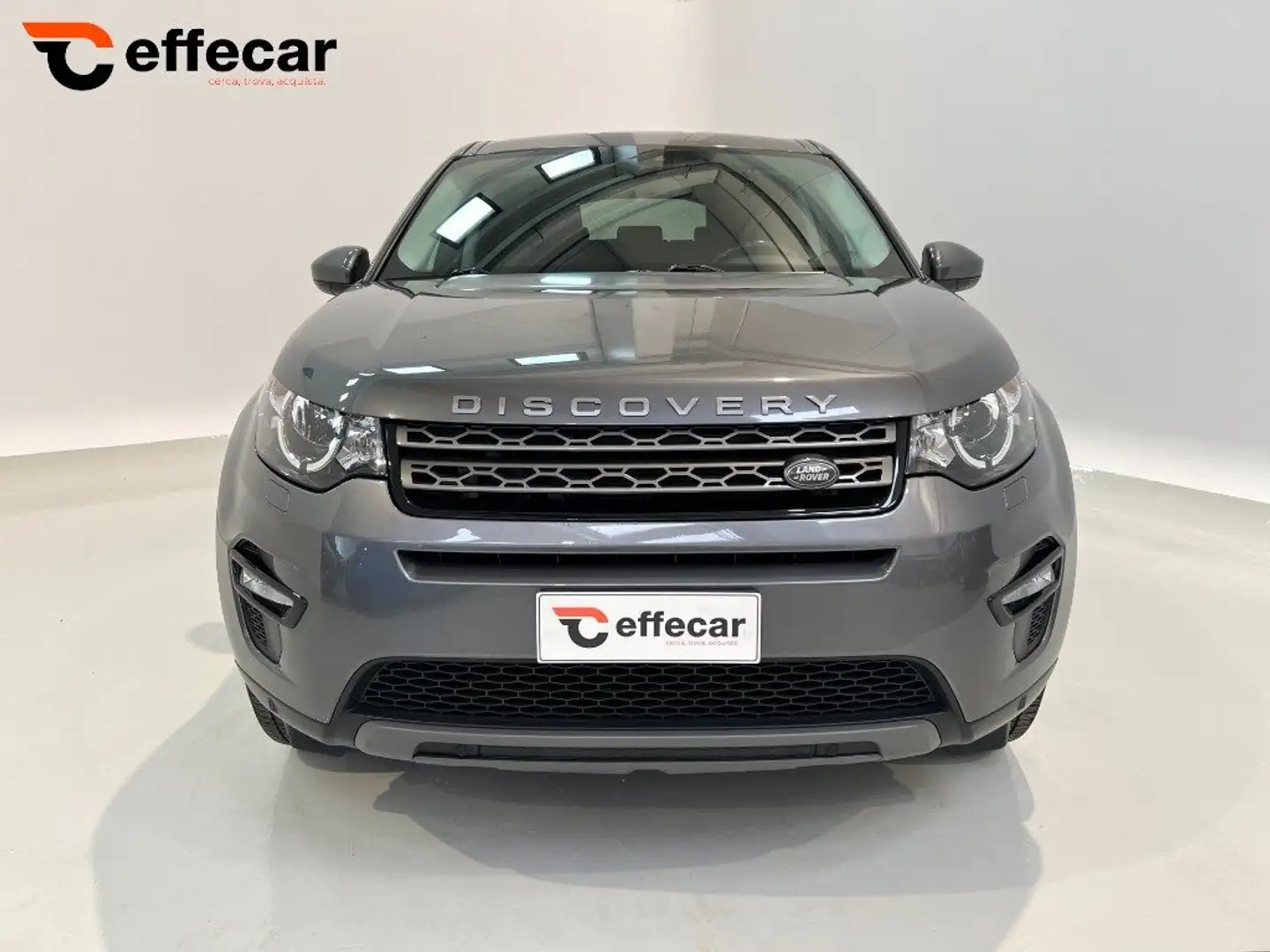 Land Rover Discovery Sport 2.0 TD4 150 CV Grau - 2