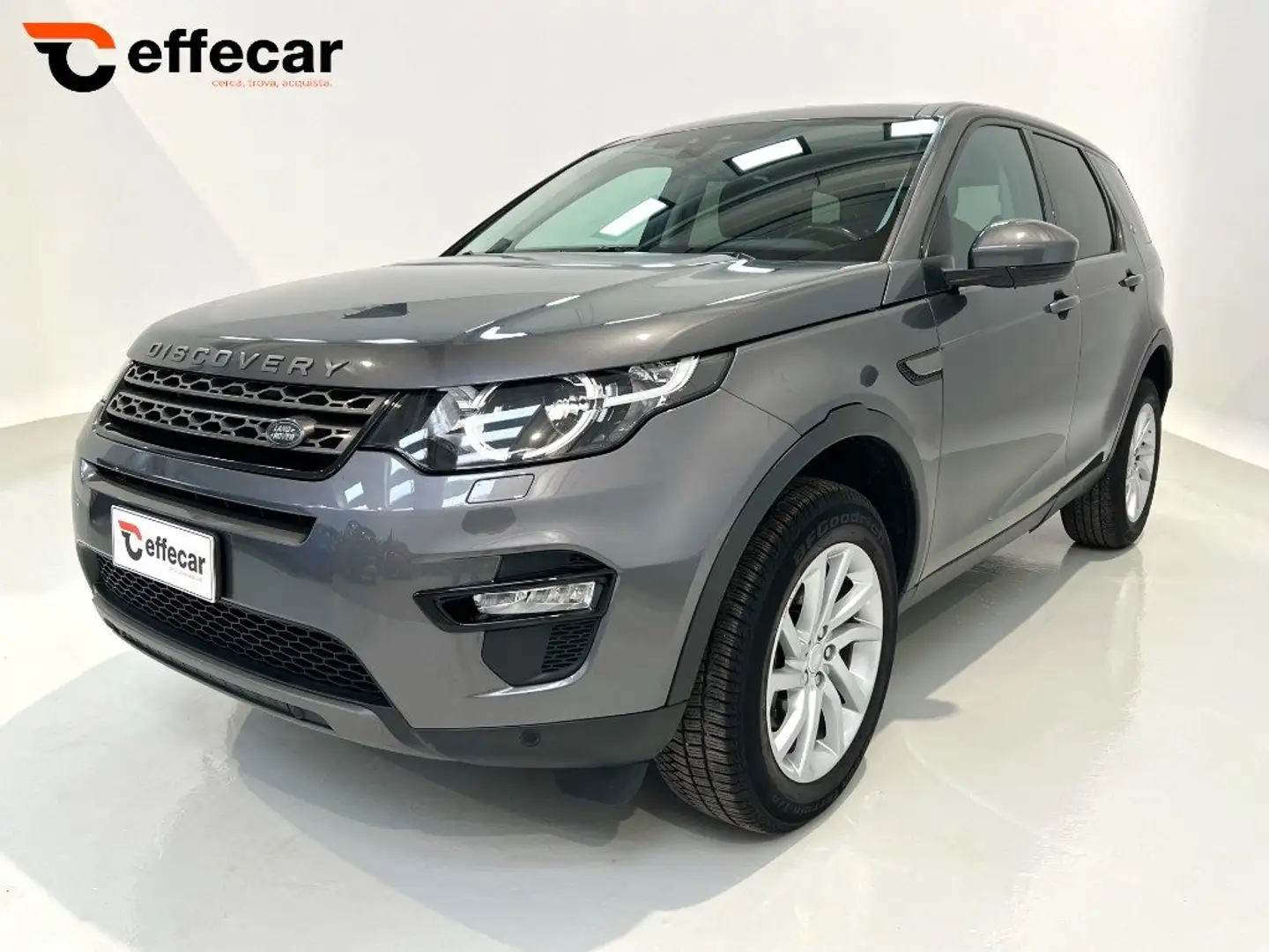 Land Rover Discovery Sport 2.0 TD4 150 CV Grau - 1