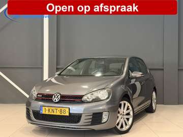 1.4 TSI R-Line Edition | Navigatie | GTI Look |