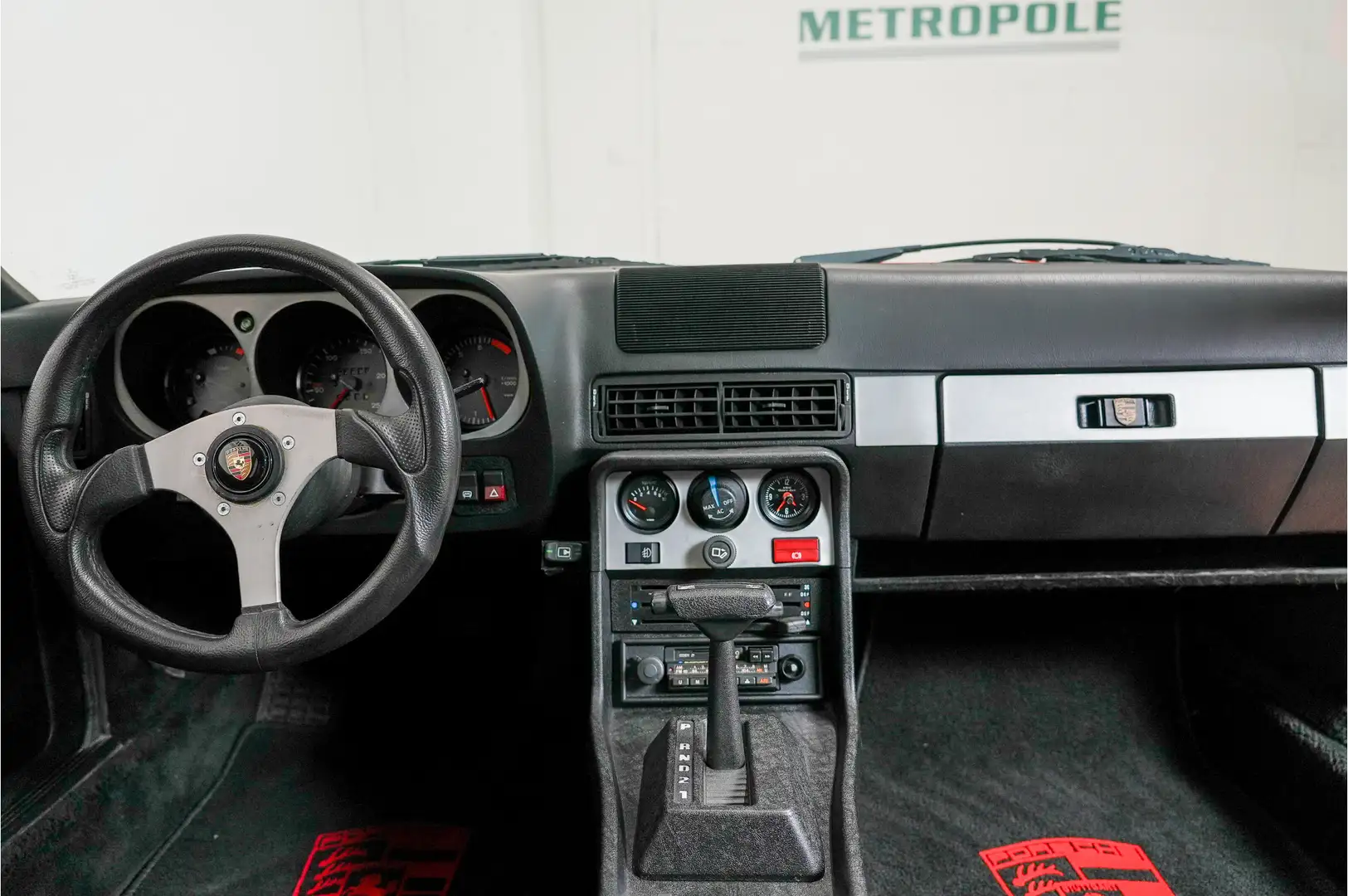 Porsche 924 Coupe M1068 Rood - 2