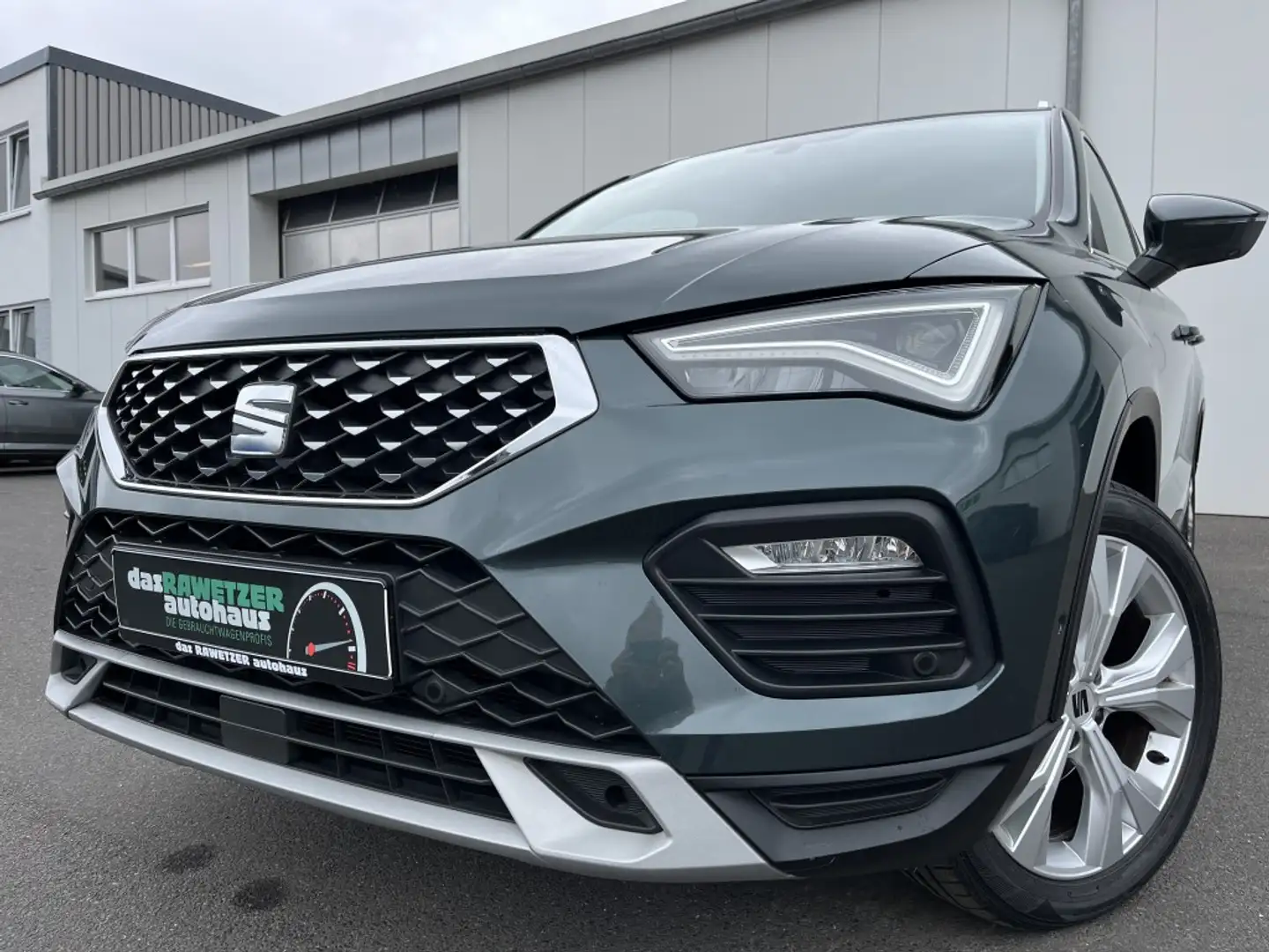 SEAT Ateca 1.5 TSI DSG X-PERIENCE 156€ m. 20% Anzahlung DAB zelena - 1