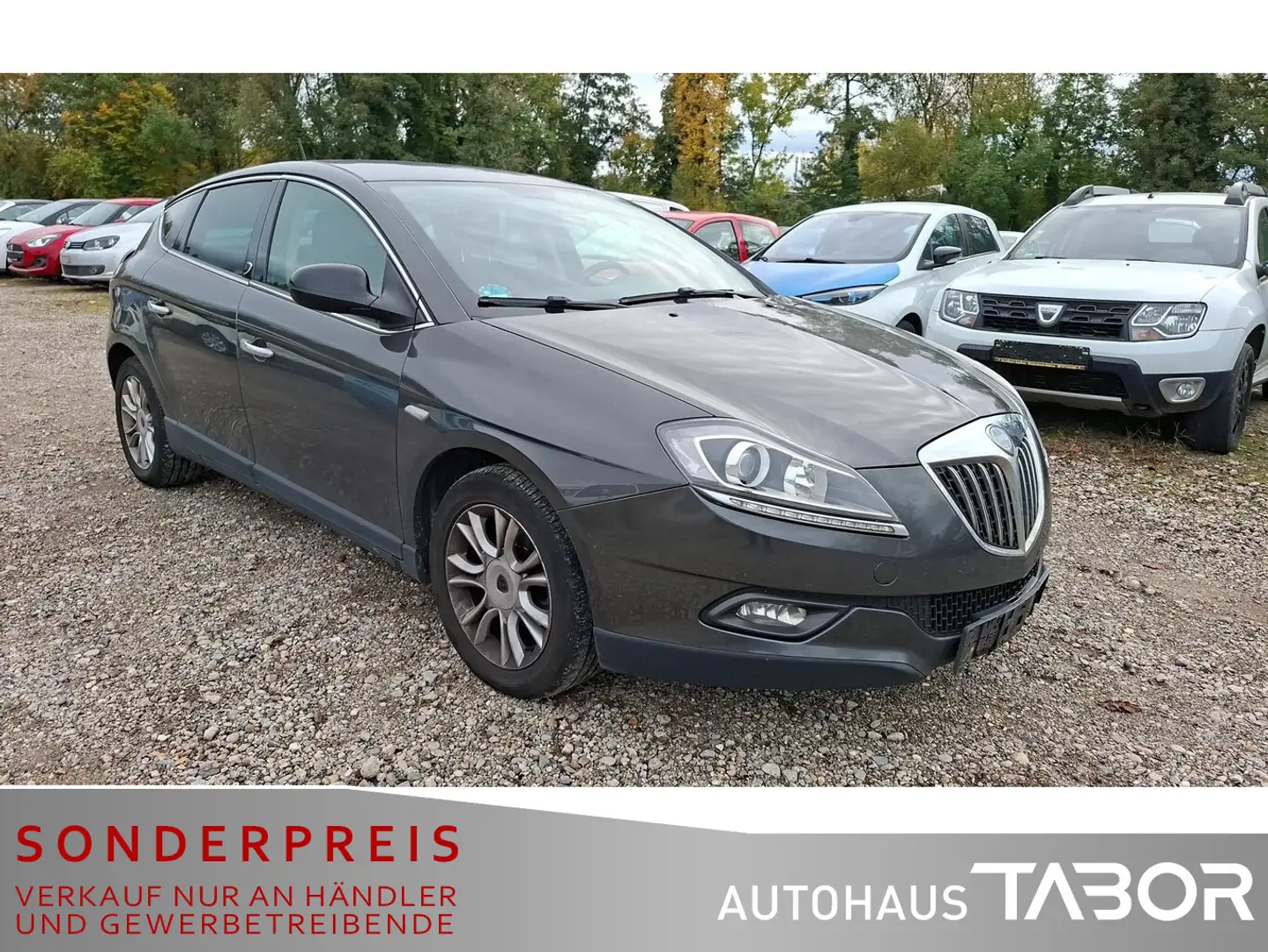 Lancia Delta 1.4 T-Jet 16V Oro Navi PDC Klimaaut. LM Grau - 2