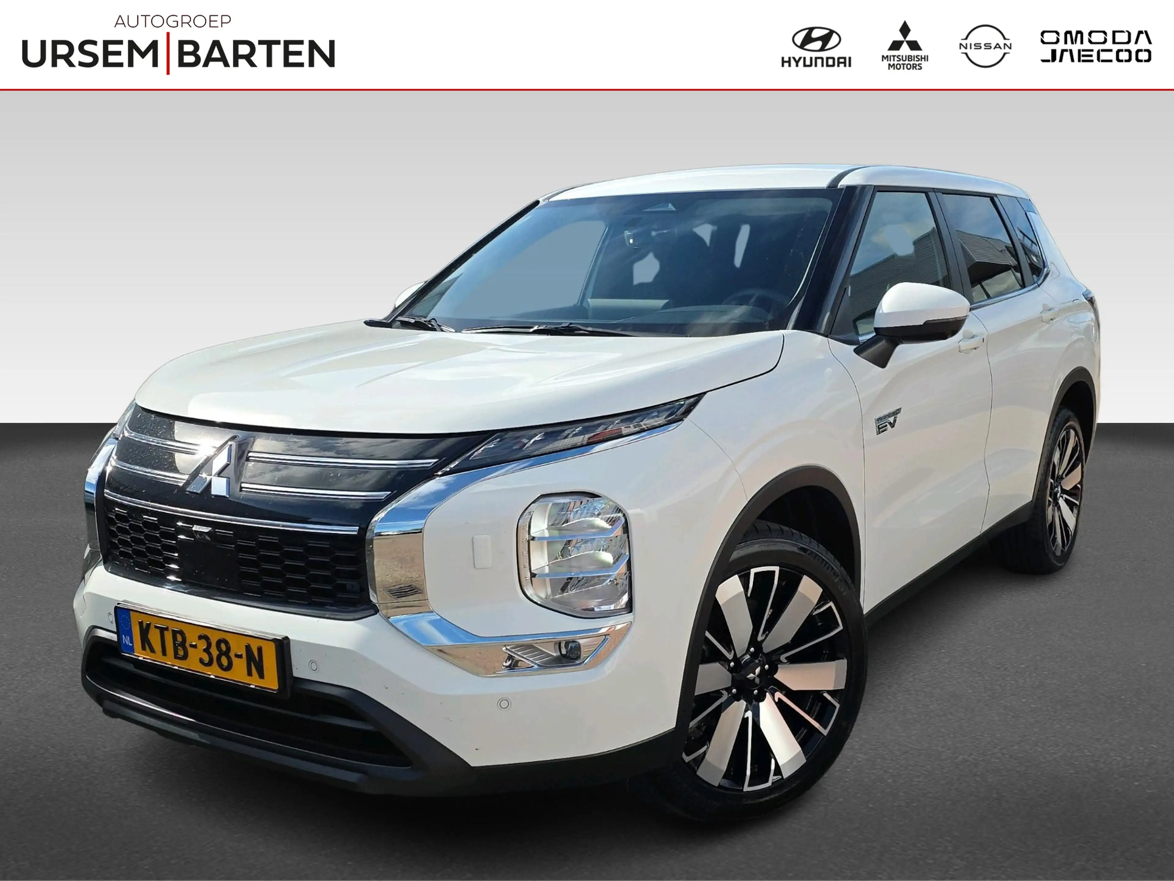 Mitsubishi Outlander 2.4 PHEV Intense 20 inch LM velgen | Winter pakket