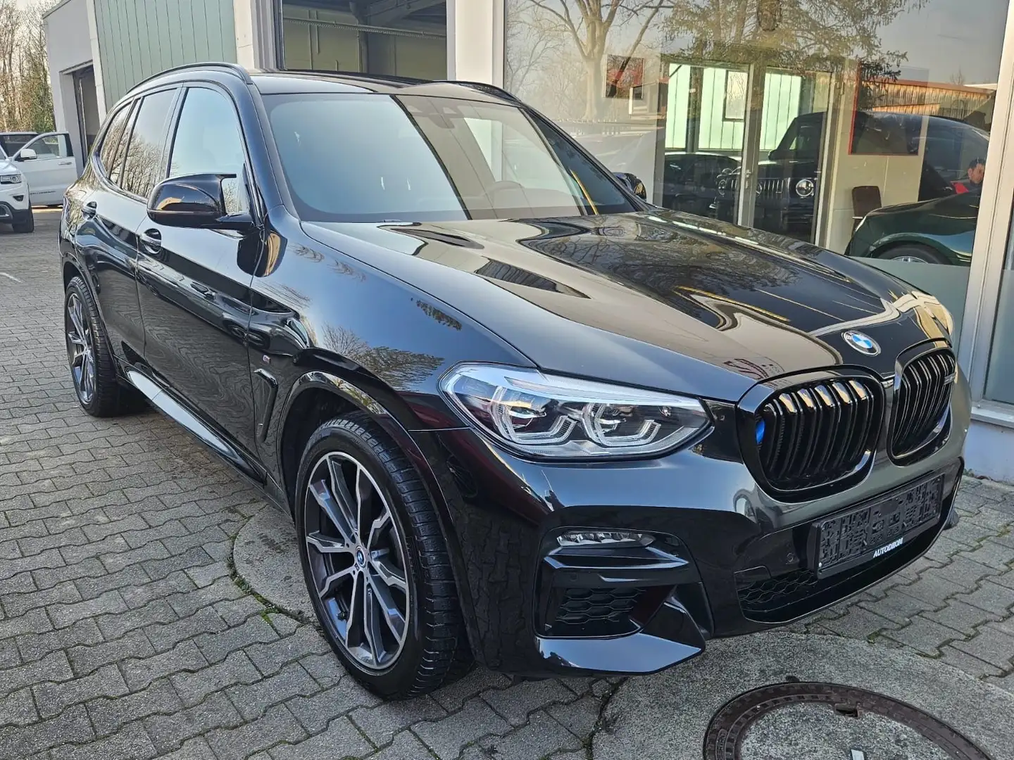 BMW X3 M d +Kamera+AHK schwenkbar +Lenkradheizung Černá - 1