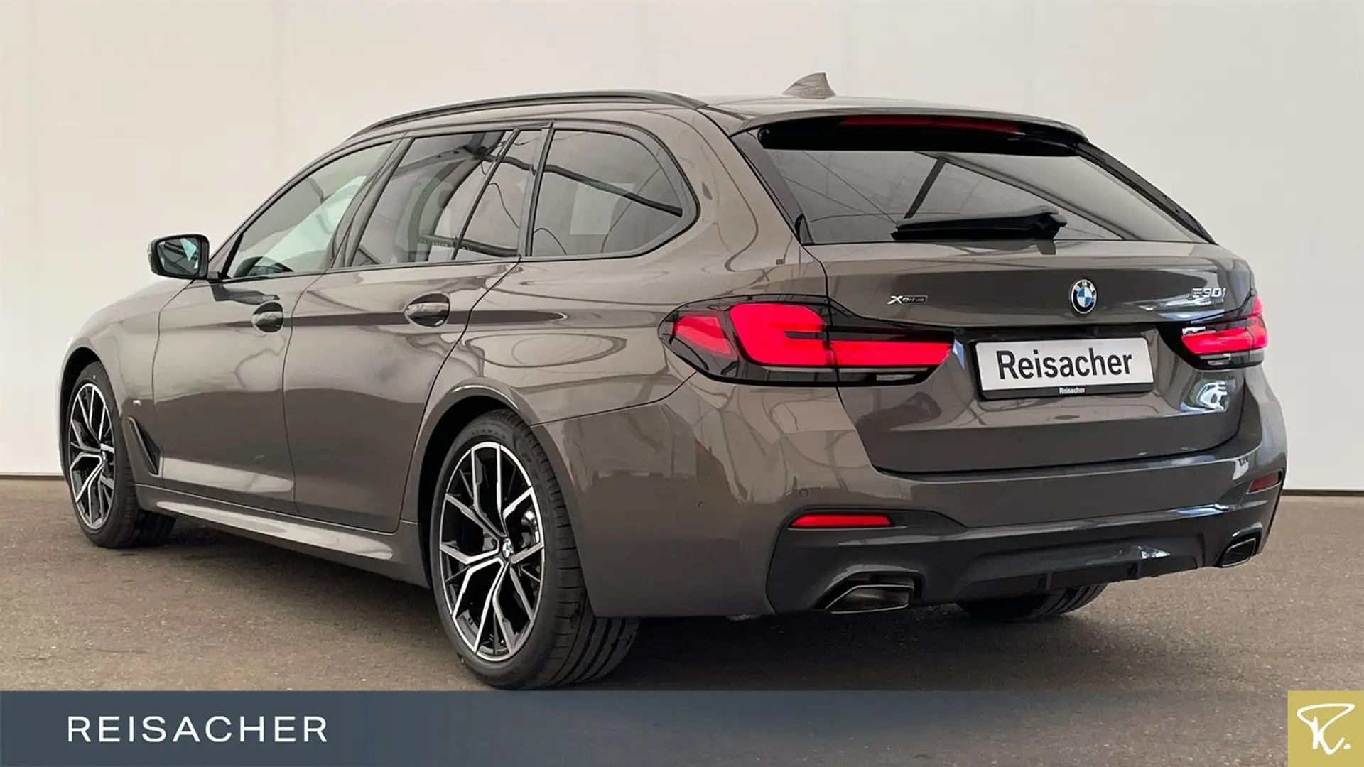 BMW 530 i A xDr Tou MSport Pano ACC 360 HuD H&K 19"LM Grau - 2