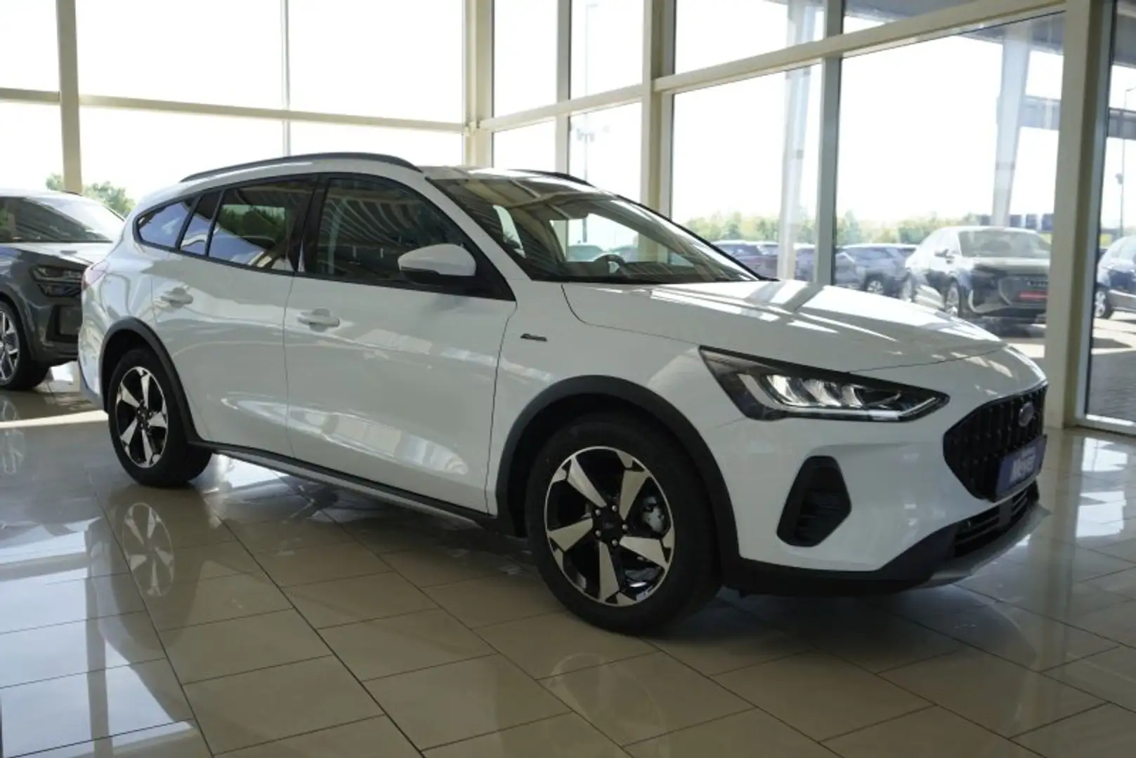 Ford Focus Active X 1,5 115PS aAHK/Navi/Kamera/Winterp.     * Weiß - 1