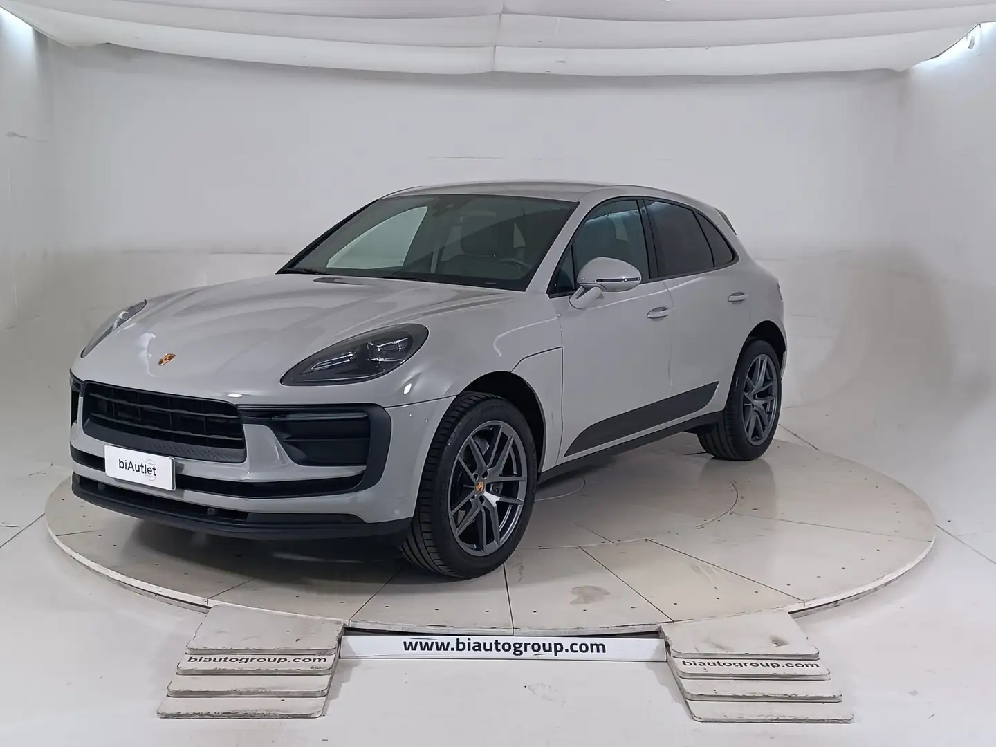Porsche Macan I 2022 2.0 265cv pdk Grigio - 1