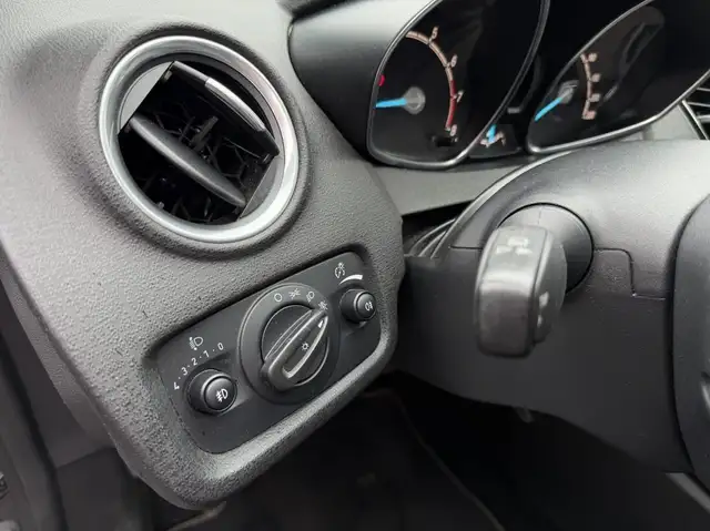 Ford Fiesta view 10