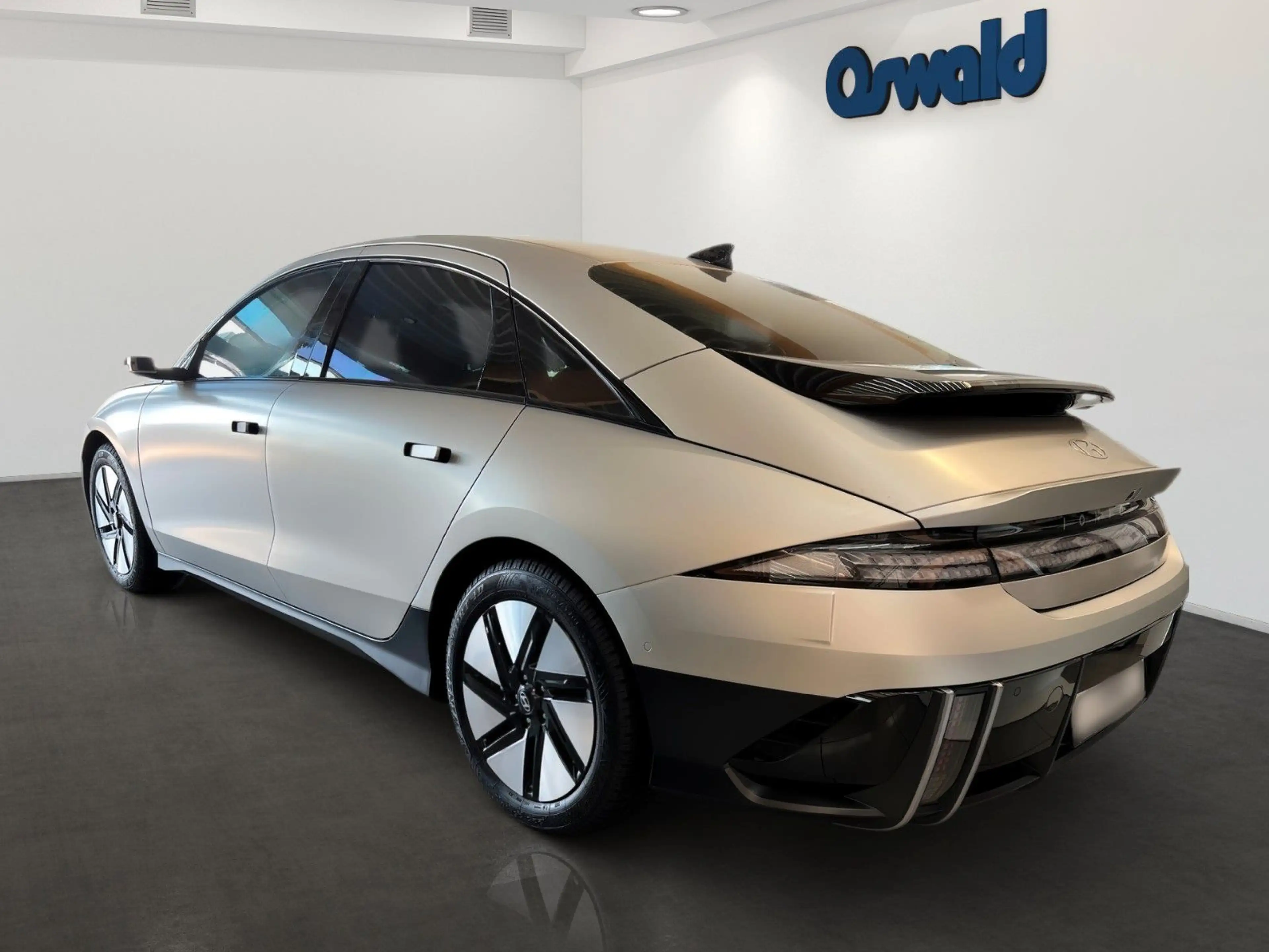 Hyundai IONIQ 6 Uniq Elektro 4WD SHD DSM — photo 4