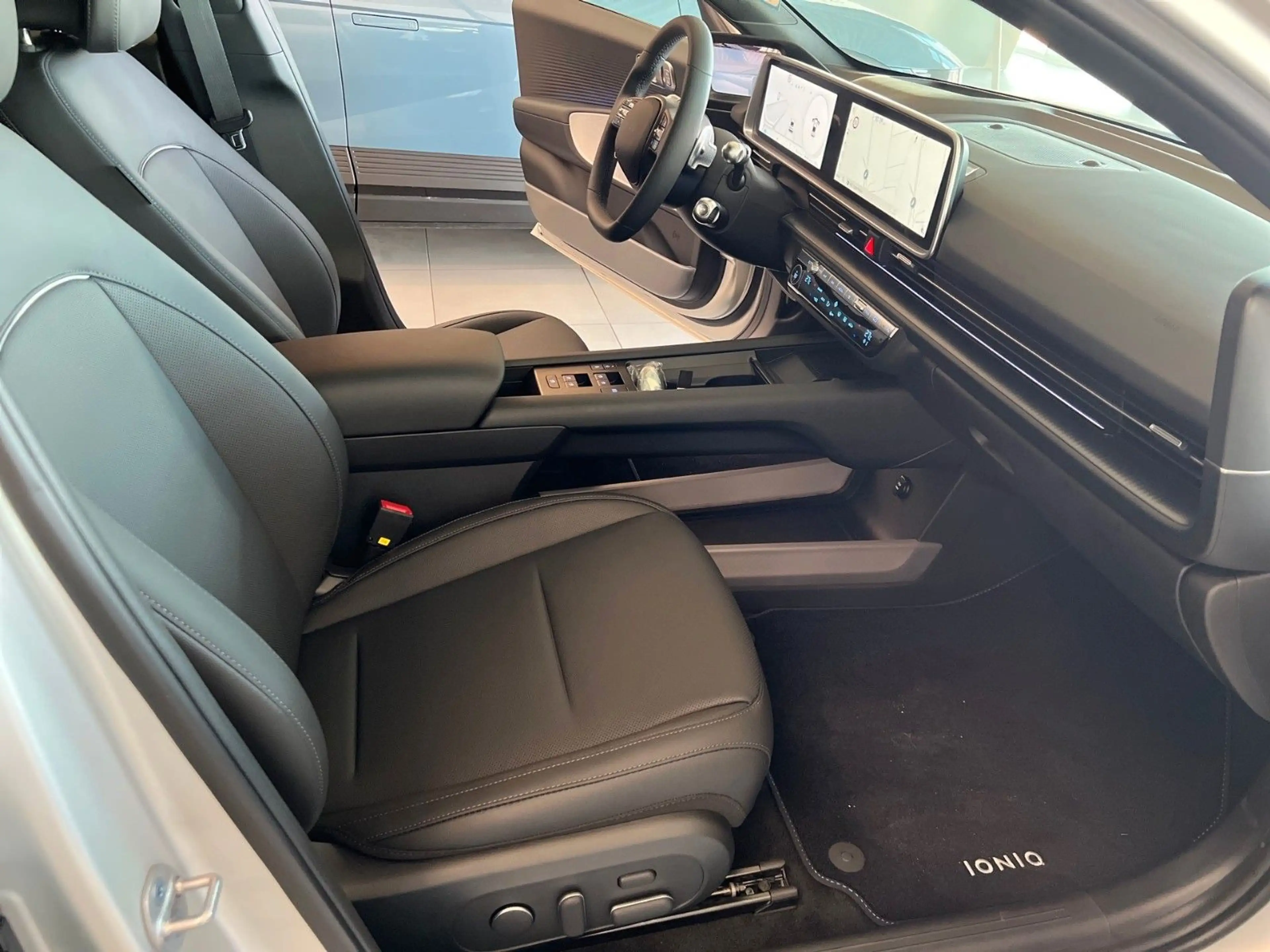 Hyundai IONIQ 6 Uniq Elektro 4WD SHD DSM — photo 14