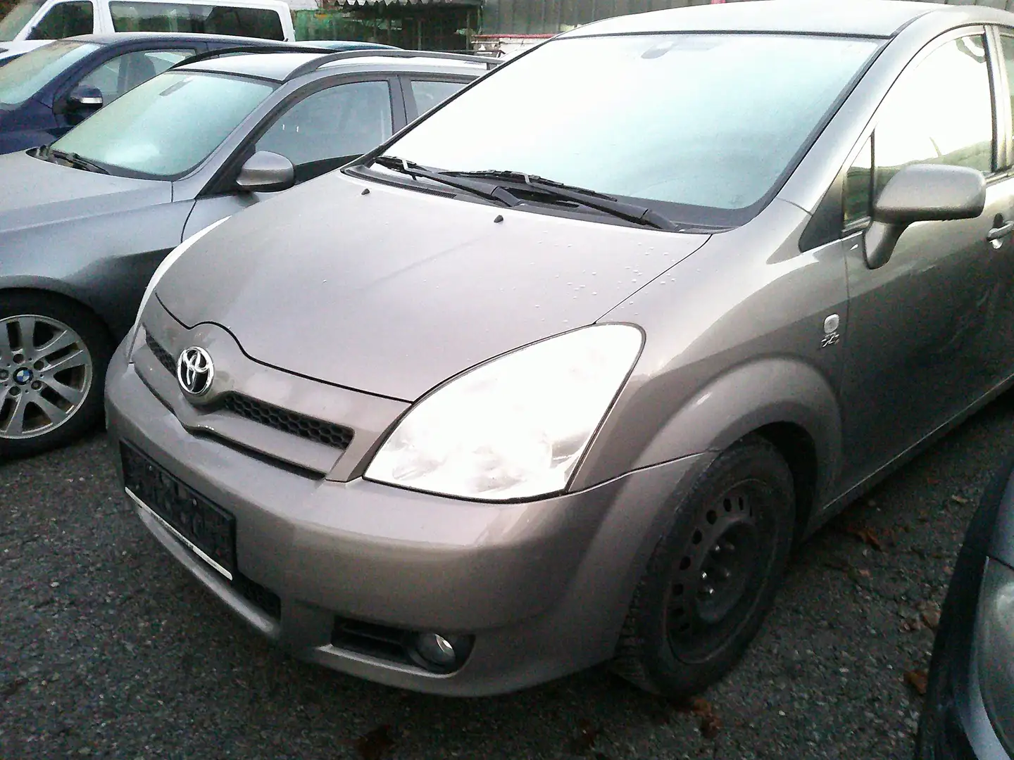 Toyota Corolla Verso 2.0 D-4D Beige - 2