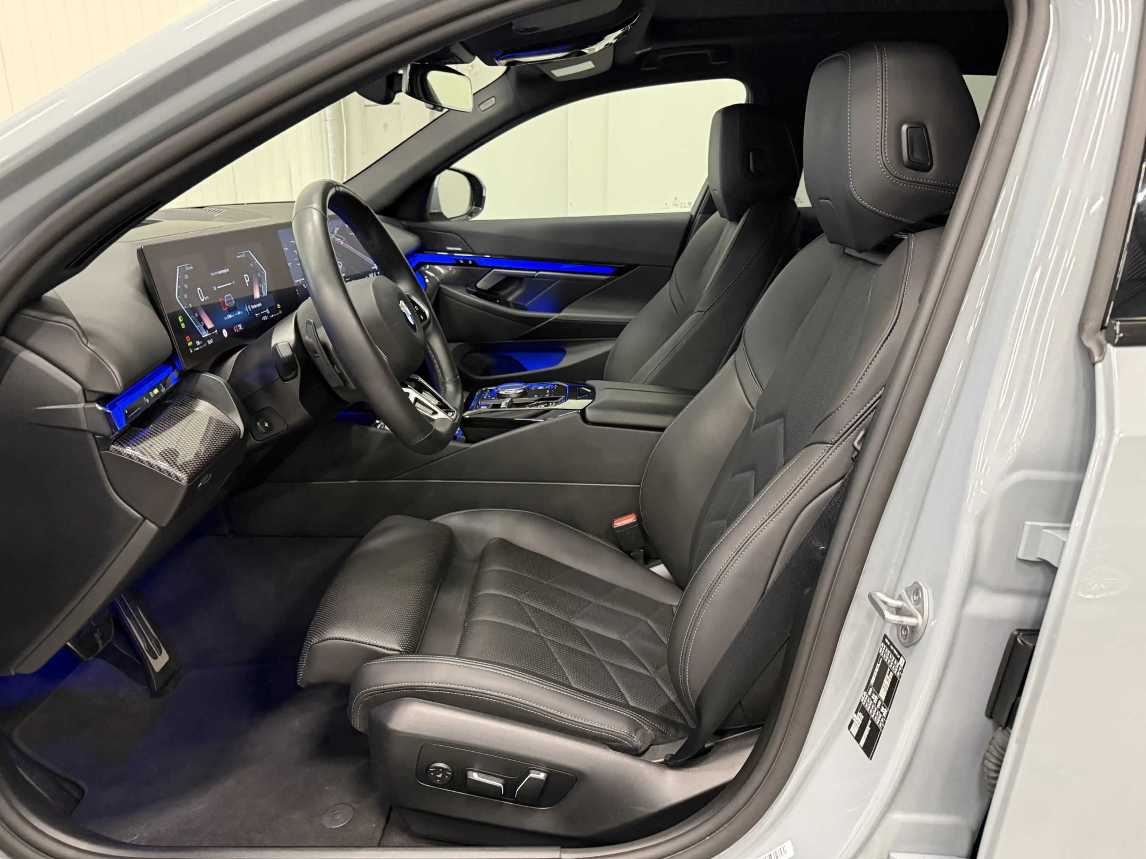 BMW 520 5-serie Touring 520i M-Sport PANO/TREKHAAK/ICONIC/ — photo 13