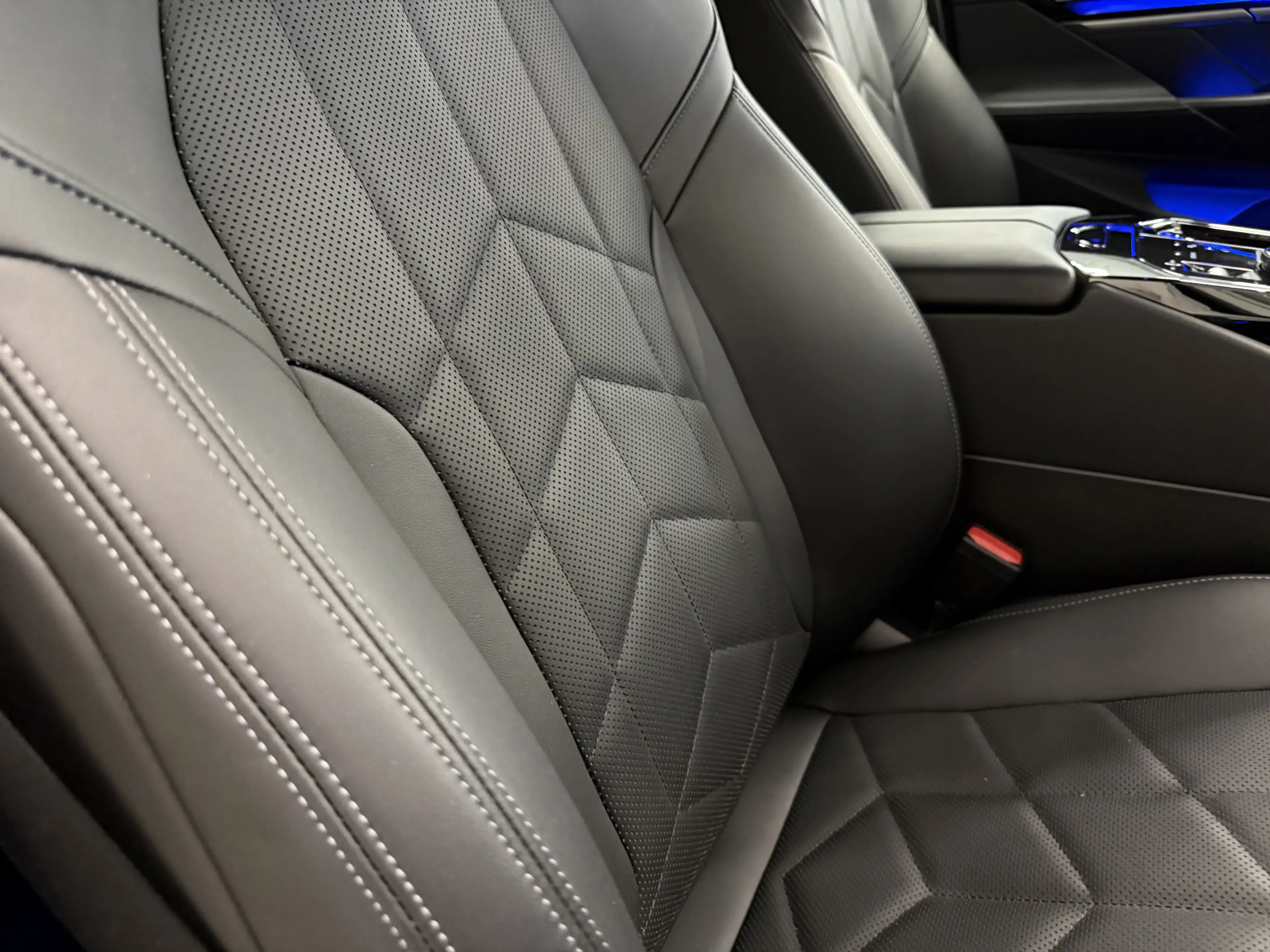 BMW 520 5-serie Touring 520i M-Sport PANO/TREKHAAK/ICONIC/ — photo 44
