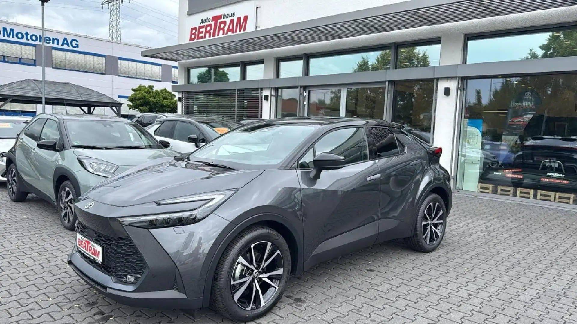 Toyota C-HR Hybrid FWD Teamplayer - 1