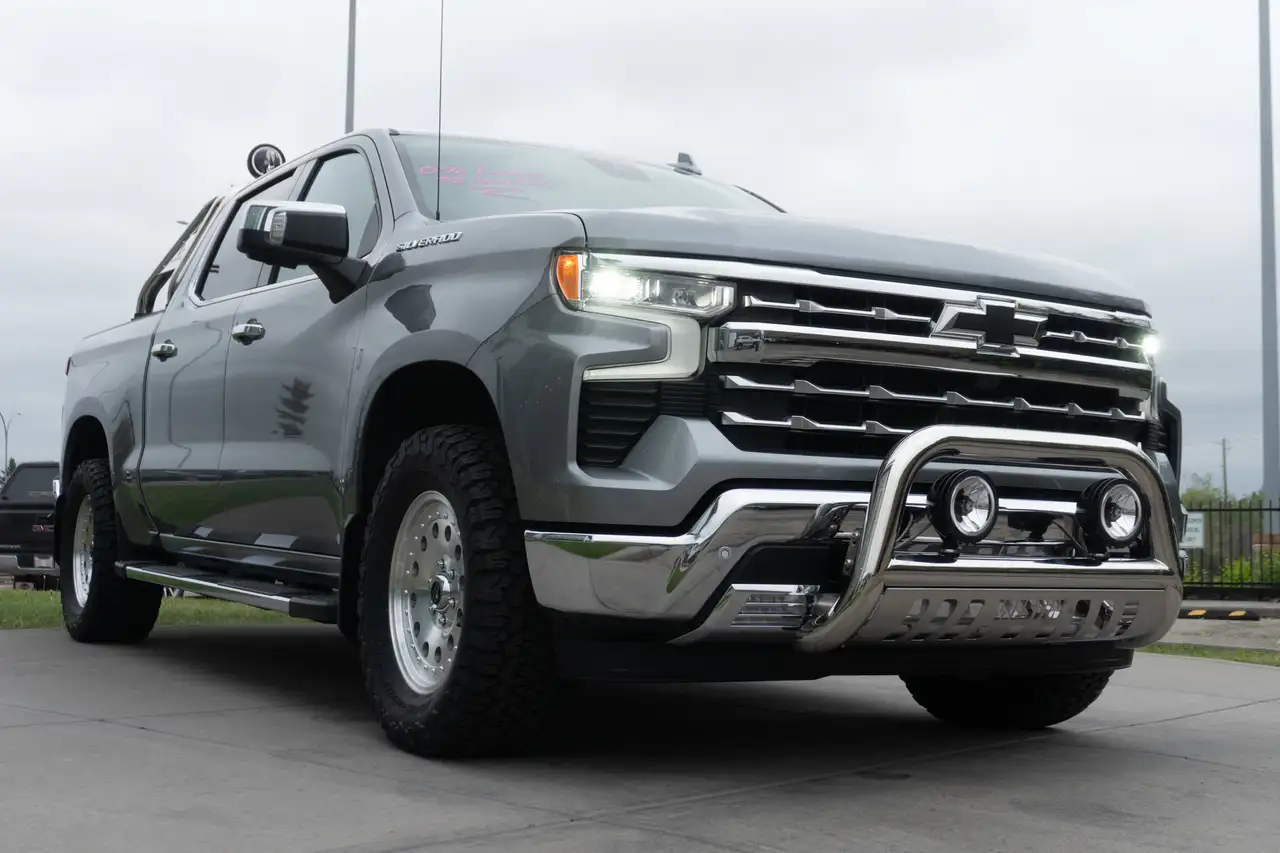 Chevrolet Silverado 1500 снимка Chevrolet Silverado 1500