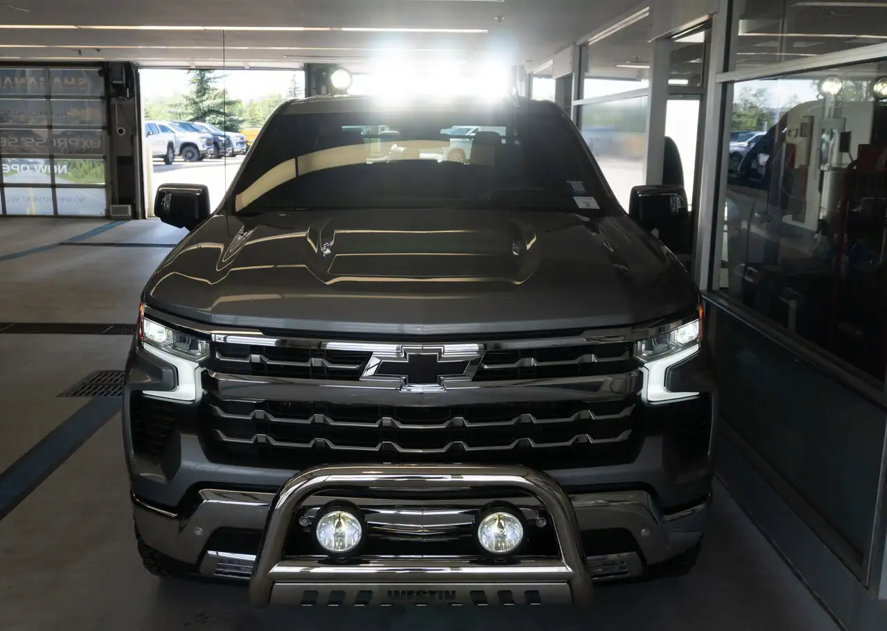 Chevrolet Silverado 1500 снимка Chevrolet Silverado 1500