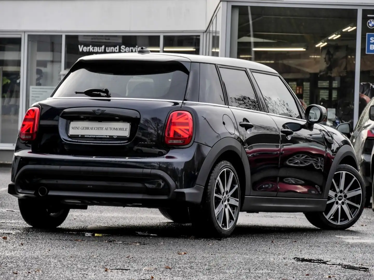 MINI Cooper YOUNIQUE TRIM+H/K+PANO+DA+PA+KAMERA Zwart - 2