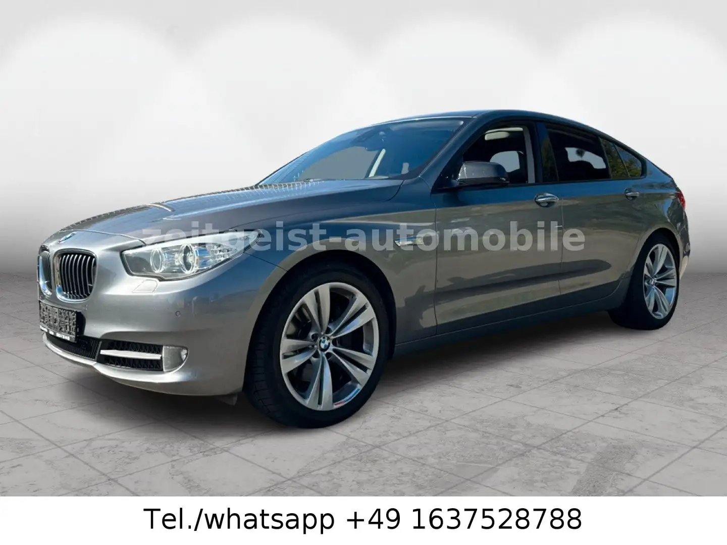 BMW 530 530d xDrive*PAN-D*LEDER*HUD* Grau - 1