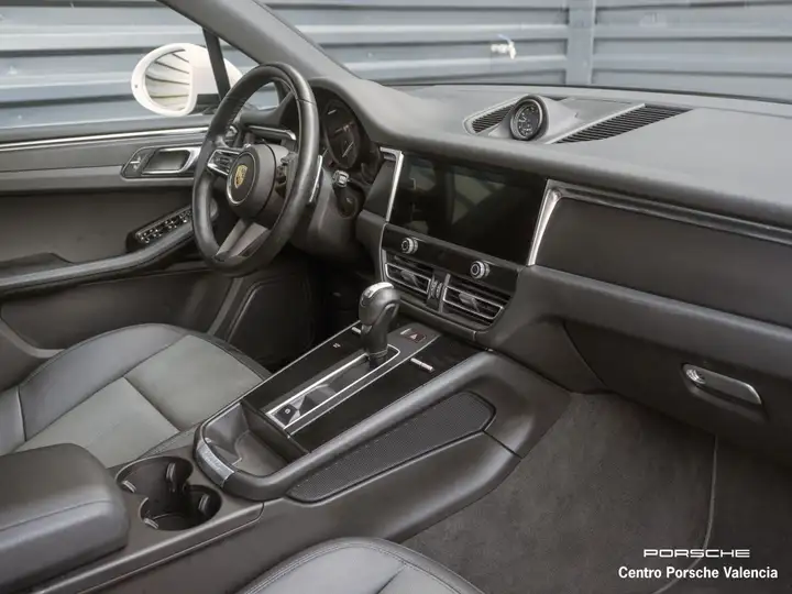 Porsche Macan 2022, foto 28