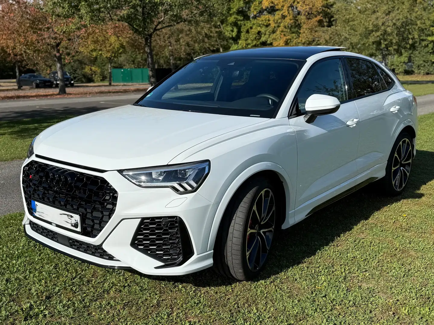 Audi RS Q3 Sportback/Panorama/Garantie Weiß - 1