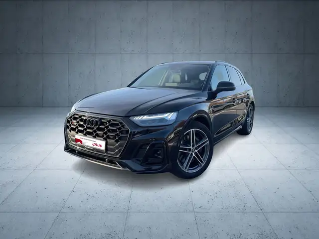 Audi SQ5 view 2
